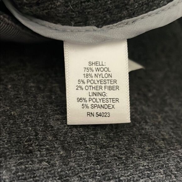 Classic Banana Republic Gray Women's Blazer - Picture 7 of 7